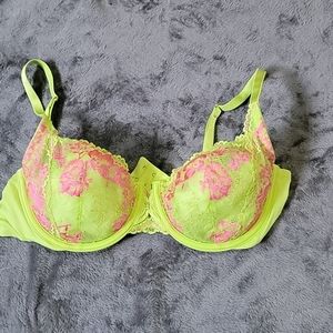 NWOT LACE BRA